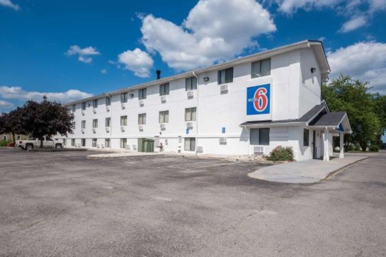 Red Roof Inn Findlay Exterior photo
